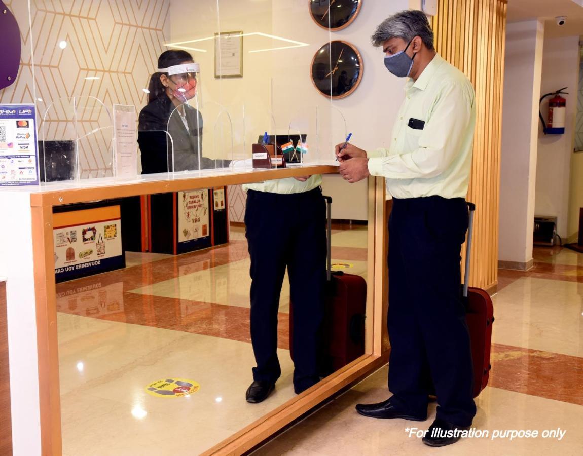 โอโย 64004 โฮเต็ล การ์ตาร์ Hotel Zirakpur ภายนอก รูปภาพ